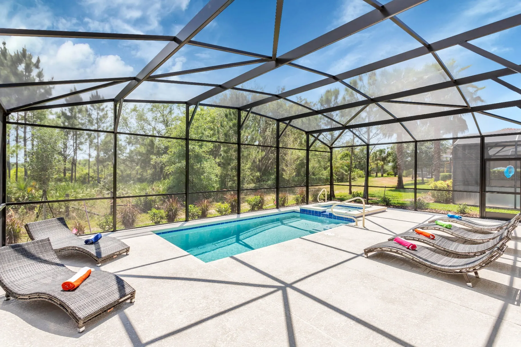 Villa vs Hotel: Unveiling the Unforgettable Orlando Experience